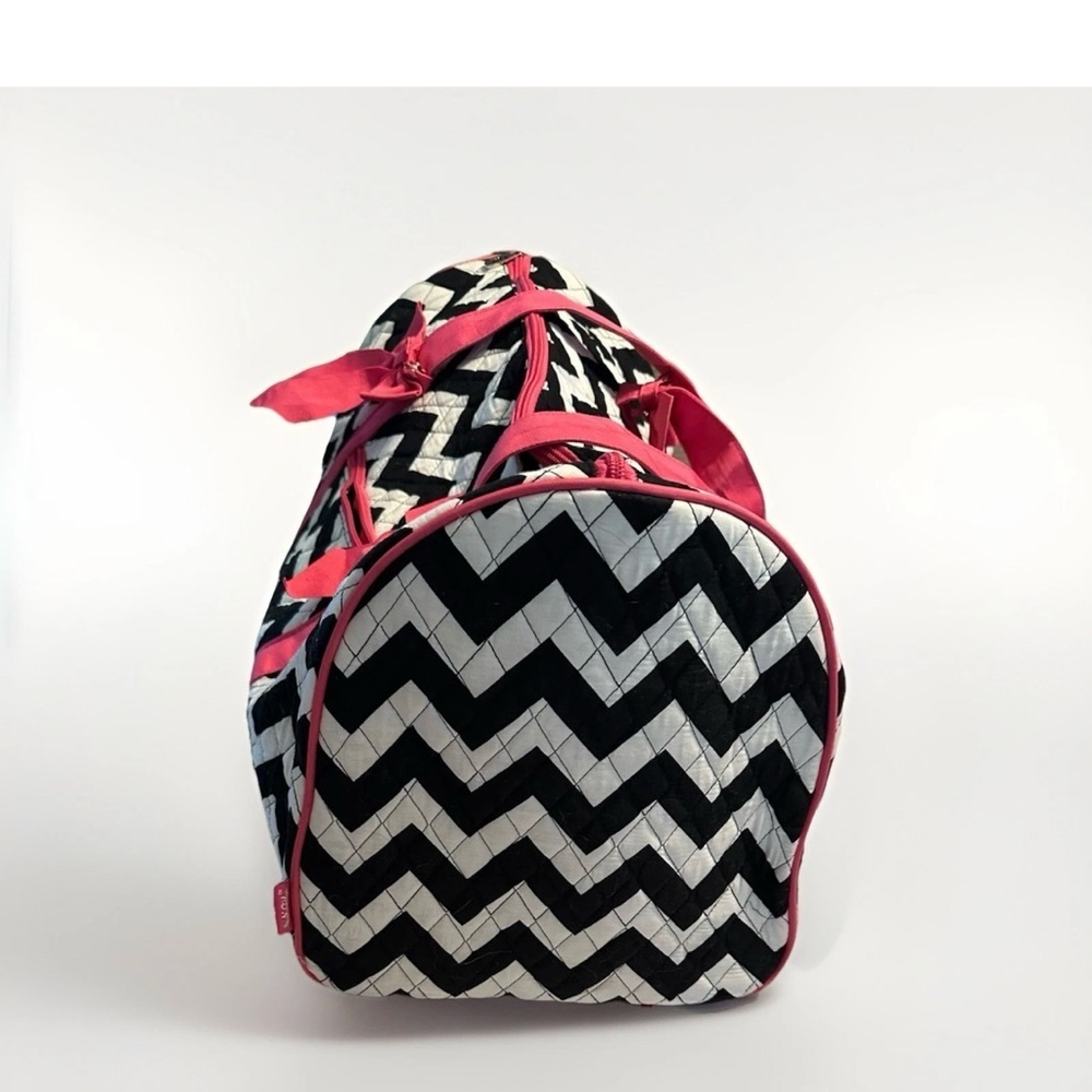 Chevron Black and Pink Tote Bag - Picture 4 of 8